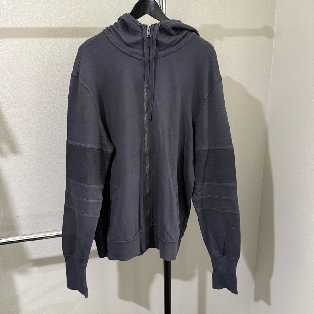 Rogue Men's XXL Dark Gray Zip-Up Sweater